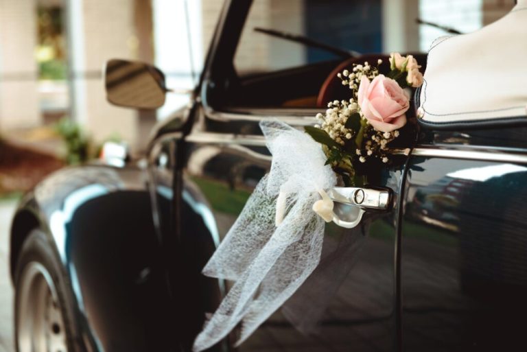 Combien coûte la location d'une voiture de mariage